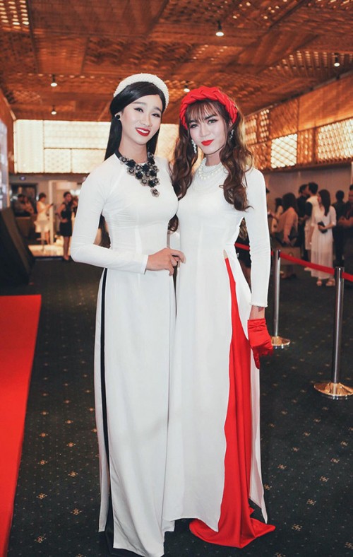 Điểm danh ‘hội chị em’ trong showbiz đang khiến fan ‘phát cuồng’